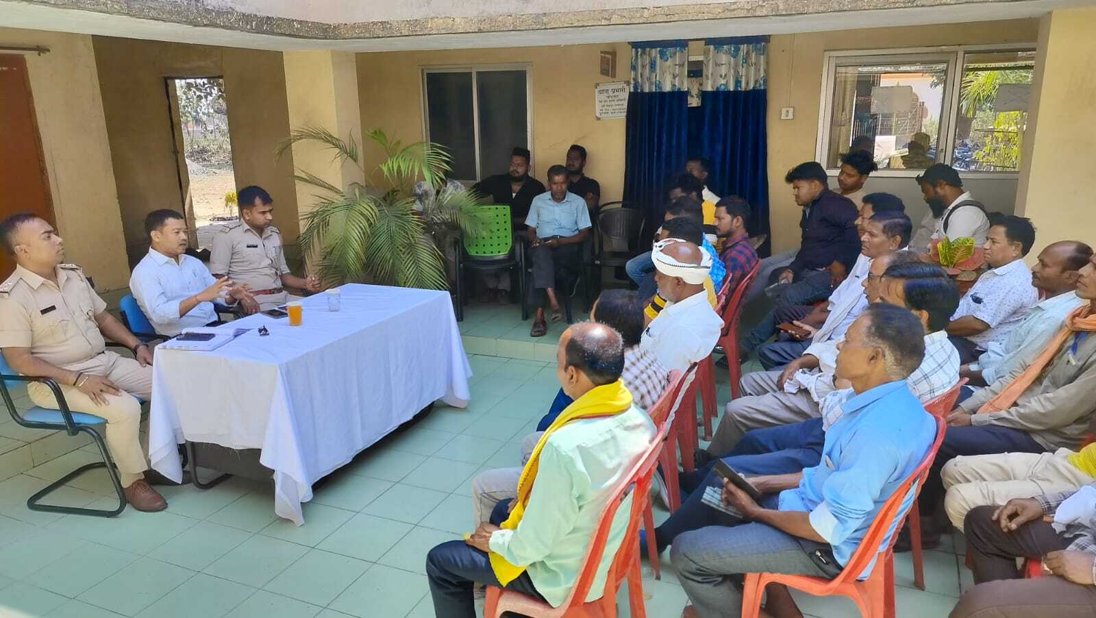 East Singhbhum News : शराब पीकर जुलूस में न हो शामिल, करतबबाज घातक हथियारों से बचें