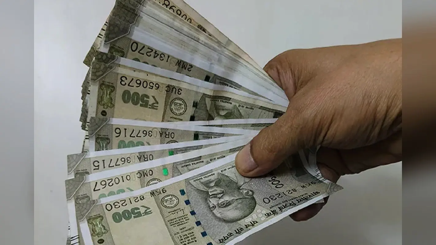 सांसदों की सैलरी और पेंशन में 24% बढ़ोतरी, 1 अप्रैल से होगा लागू