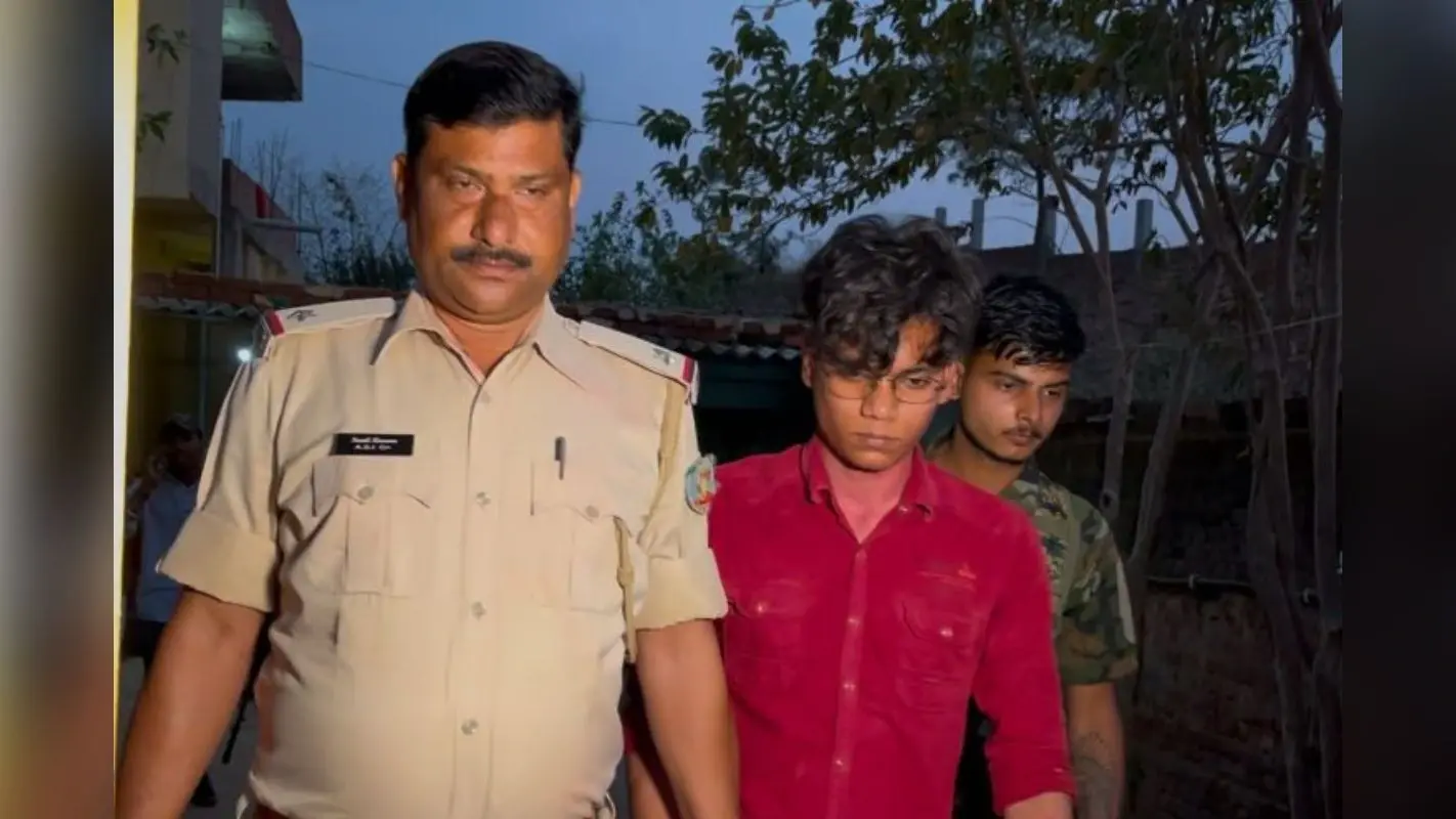 Crime News: चतरा में नवविवाहिता ने लगायी फांसी, पति अरेस्ट, मायकेवालों ने लगाया दहेज हत्या का आरोप