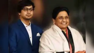 BSP में घमासान, ससुर के कारण गई आकाश आनंद की कुर्सी? मायावती ने पार्टी से किया बाहर