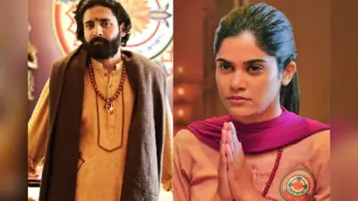 Aashram 3 में पम्मी संग इंटीमेट सीन करने पर भोपा स्वामी ने तोड़ी चुप्पी, कहा- मैंने ऑफ स्क्रीन पहले…