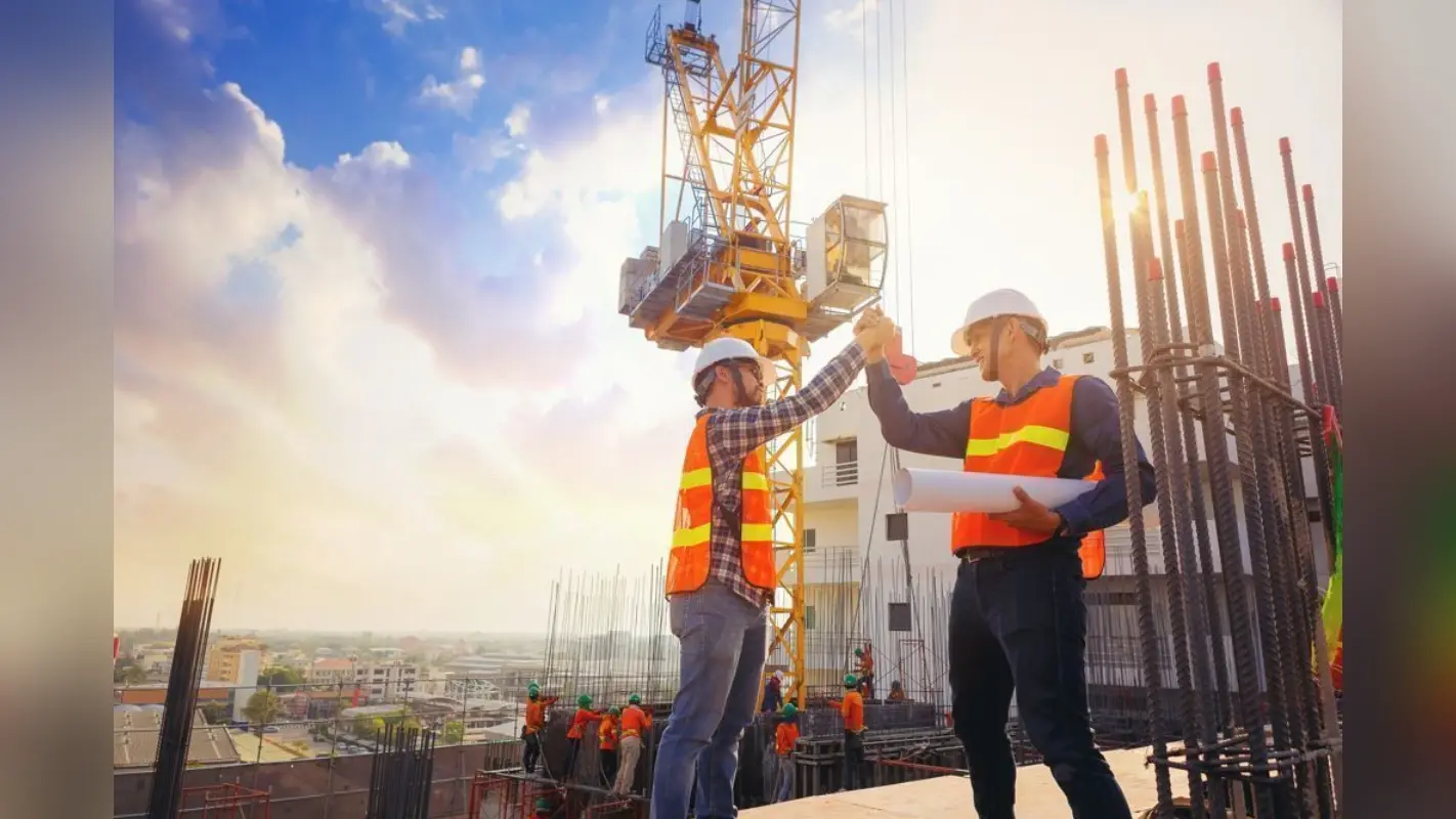 Action Against Builder: पटना के दो बड़े बिल्डरों पर गिरी गाज, RERA ने संपत्ति जब्त करने का दिया आदेश
