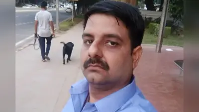 Road Accident In Ranchi: रांची में तैनात CRPF जवान की सड़क हादसे में मौत, सैन्य सम्मान के साथ हुआ अंतिम संस्कार