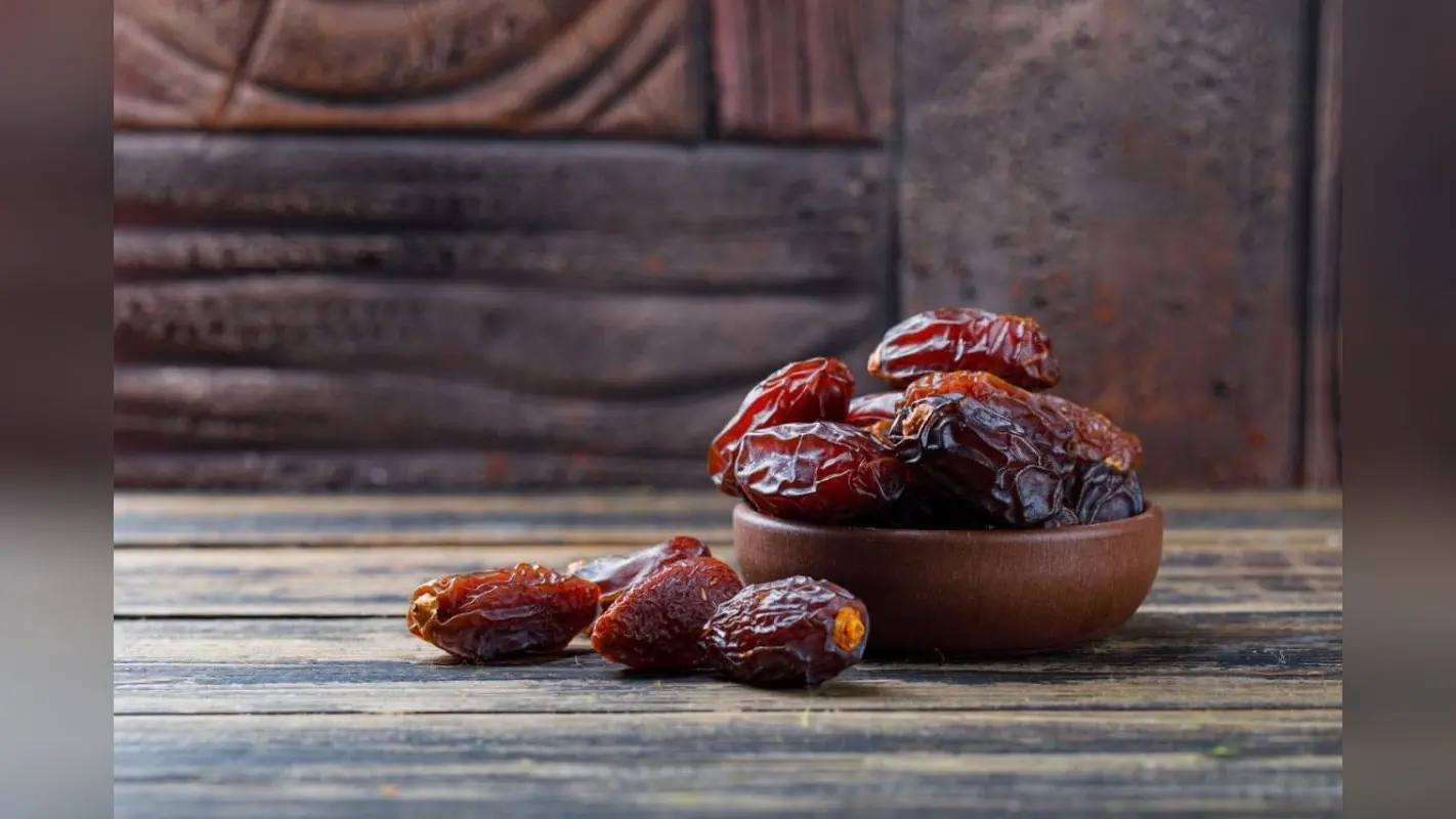 Benefits Of Dates: शरीर को स्वस्थ रखने का सीक्रेट छिपा है इस सुपरफूड में, नाम ही नहीं बल्कि इसके काम भी सुपरफूड वाले हैं