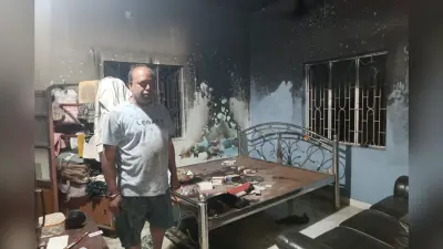 Video: धनबाद में बार-बार एक घर में लग रही आग, रहस्यमयी आग से सांसत में जान, रतजगा करने पर हैं मजबूर