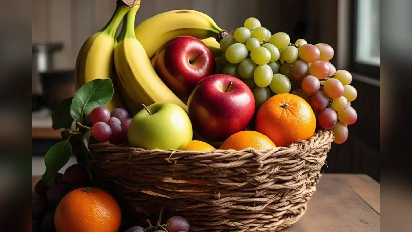 Diabetes Fruits to Avoid: डायबिटीज पेशेंट भूलकर भी न खाएं गर्मी के ये 4 फल, होगा भारी नुकसान