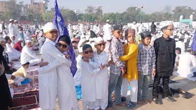 Eid Namaj : गांधी मैदान में ईद की नमाज अदा, एक साथ जुटे 25 हजार नमाज़ी