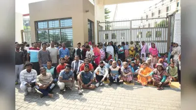 Jamshedpur News: जमशेदपुर में महिला मजदूर की करंट लगने से मौत, छह घंटे XLRI का गेट जाम, ऐसे माने परिजन
