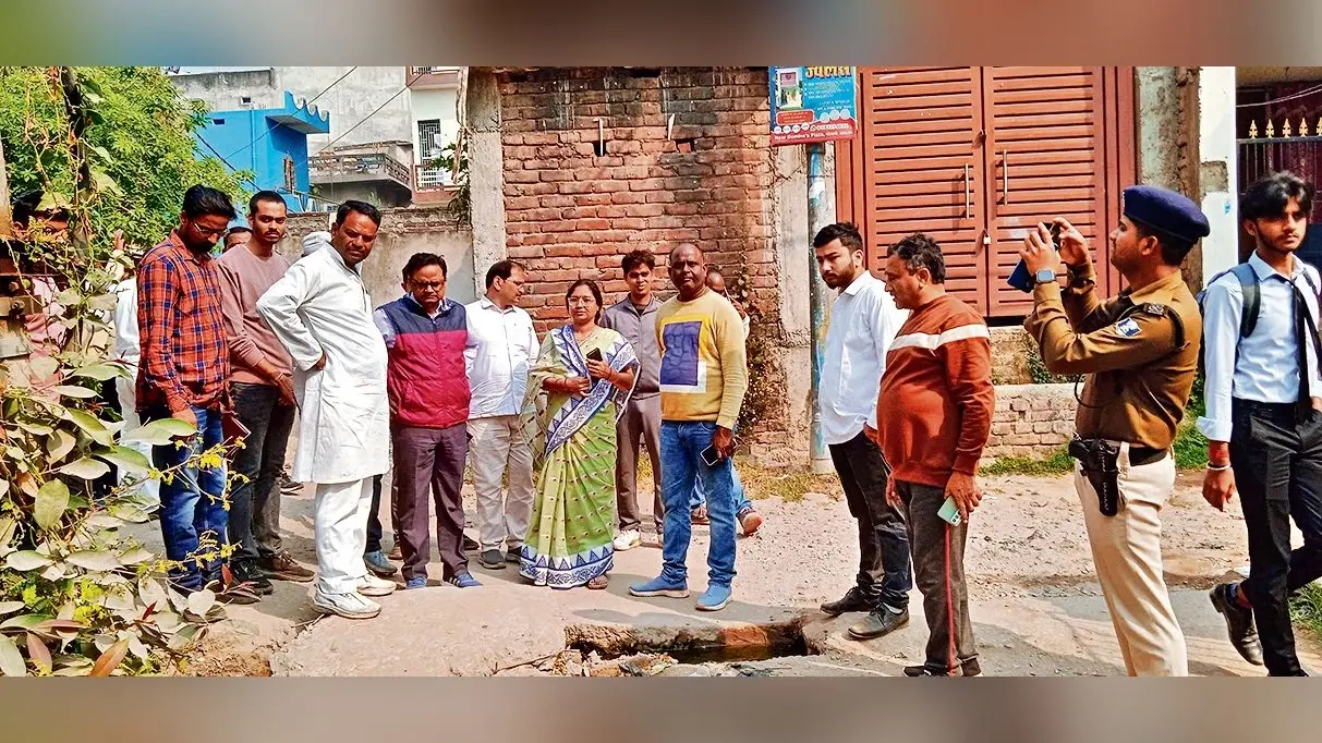 सफाई एजेंसी पर 12 हजार रुपये का जुर्माना