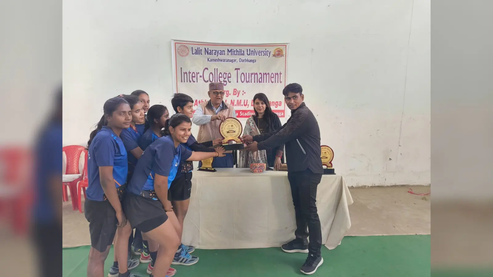 Darbhanga News: इंटर कॉलेज हैंडबॉल का प्रतियोगिता के दोनों वर्ग में चैंपियन बना आरबीएस काॅलेज तियाय