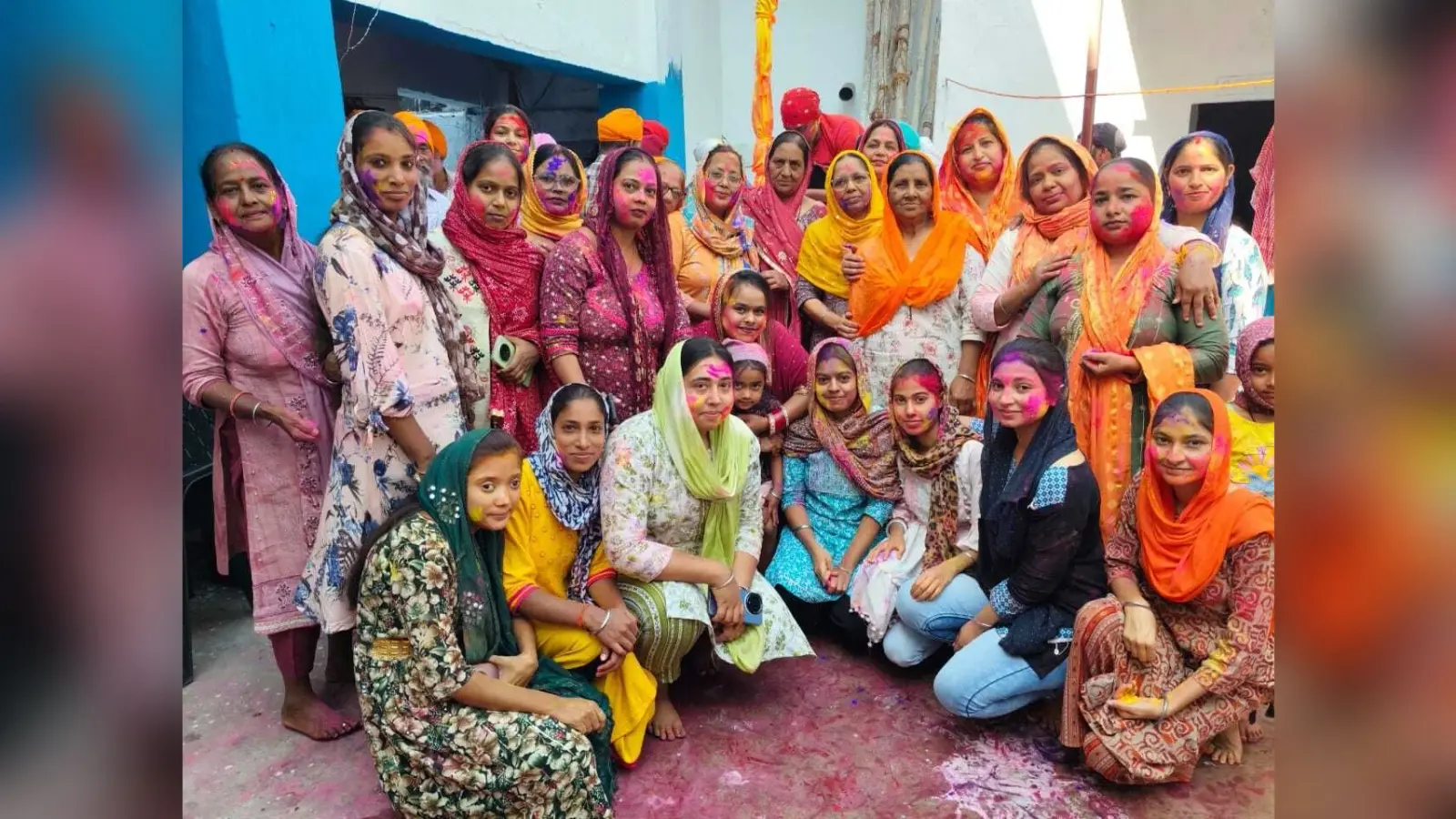 Dhanbad News: डुमरी तीन नंबर गुरुद्वारा में होला मोहल्ला पर्व शुरू