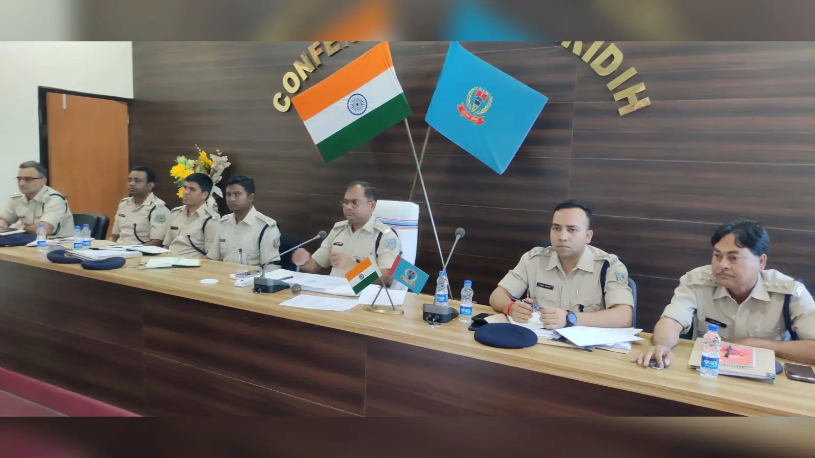 Giridih News: क्राइम मीटिंग में एसपी ने असामाजिक तत्वों को चिह्नत कर कार्रवाई करने का दिया निर्देश