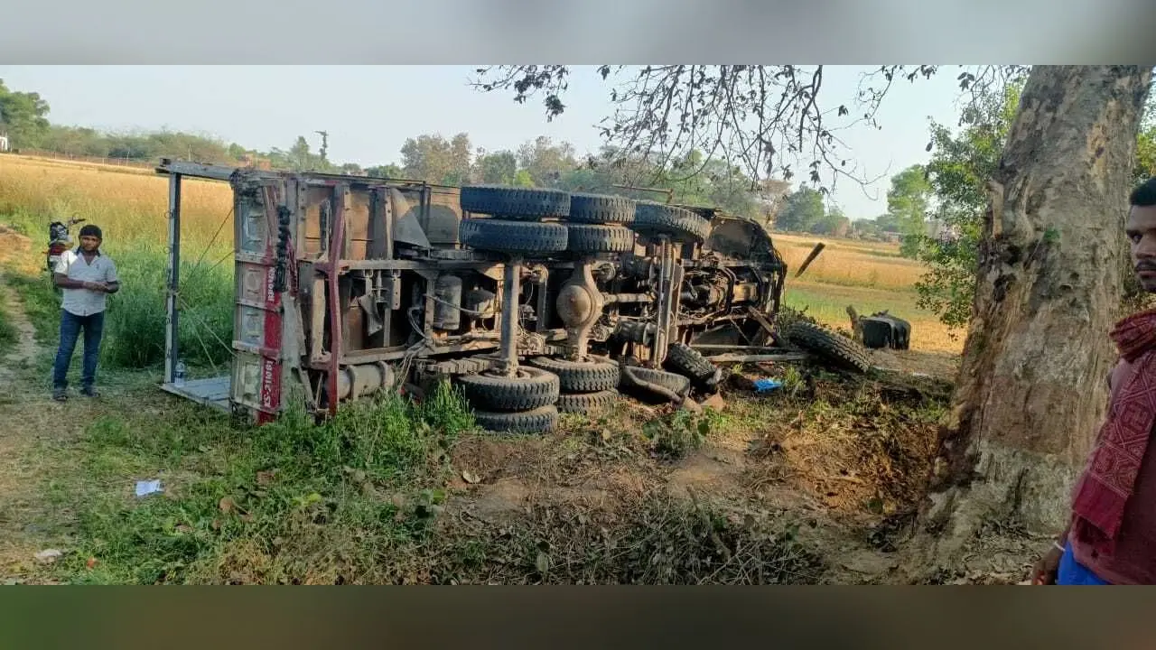जहानाबाद स्कूल जा रहे शिक्षक को टैंकलॉरी ने रौंदा, गयी जान