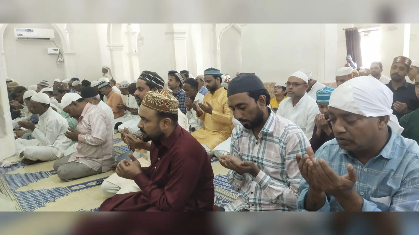 Bokaro News : कोयलांचल की मस्जिदों में अदा की गयी अलविदा जुमे की नमाज