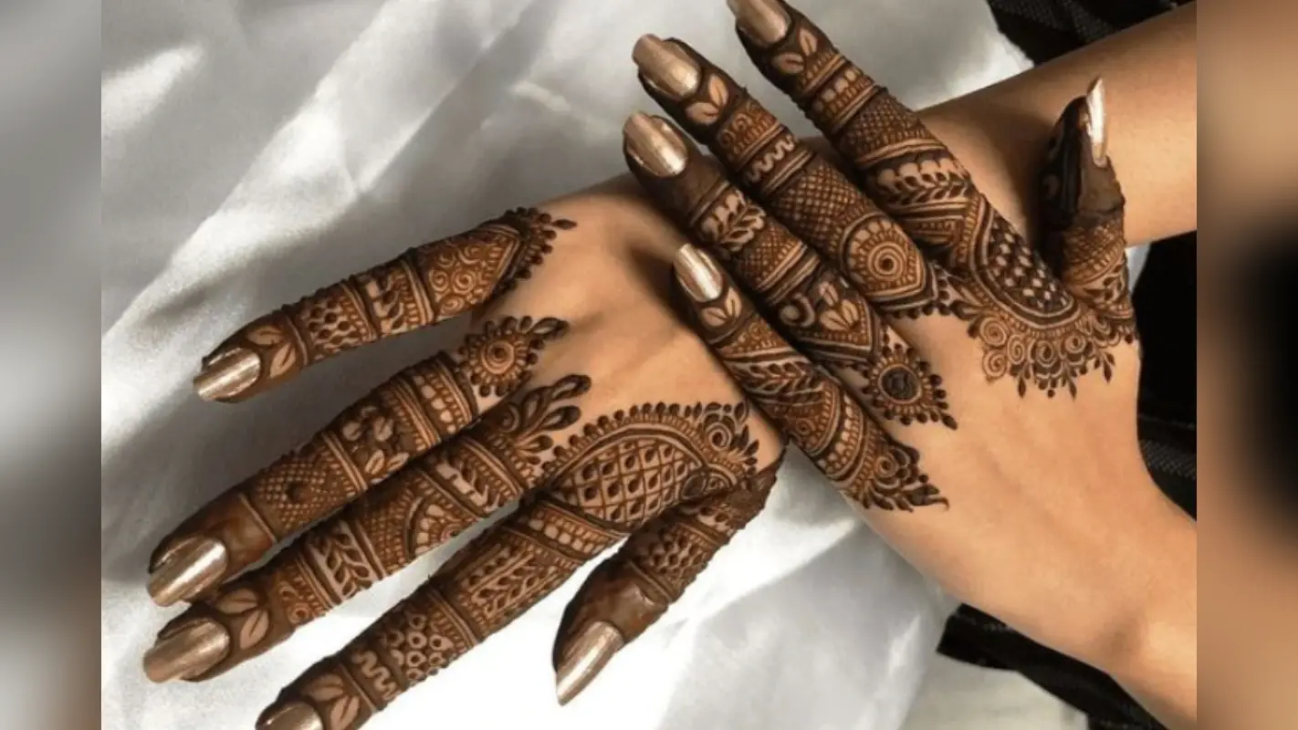 Finger Tip Mehndi Designs for Eid: ईद पर उंगलियों में लगाएं ये 5 बेहतरीन डिजाइन
