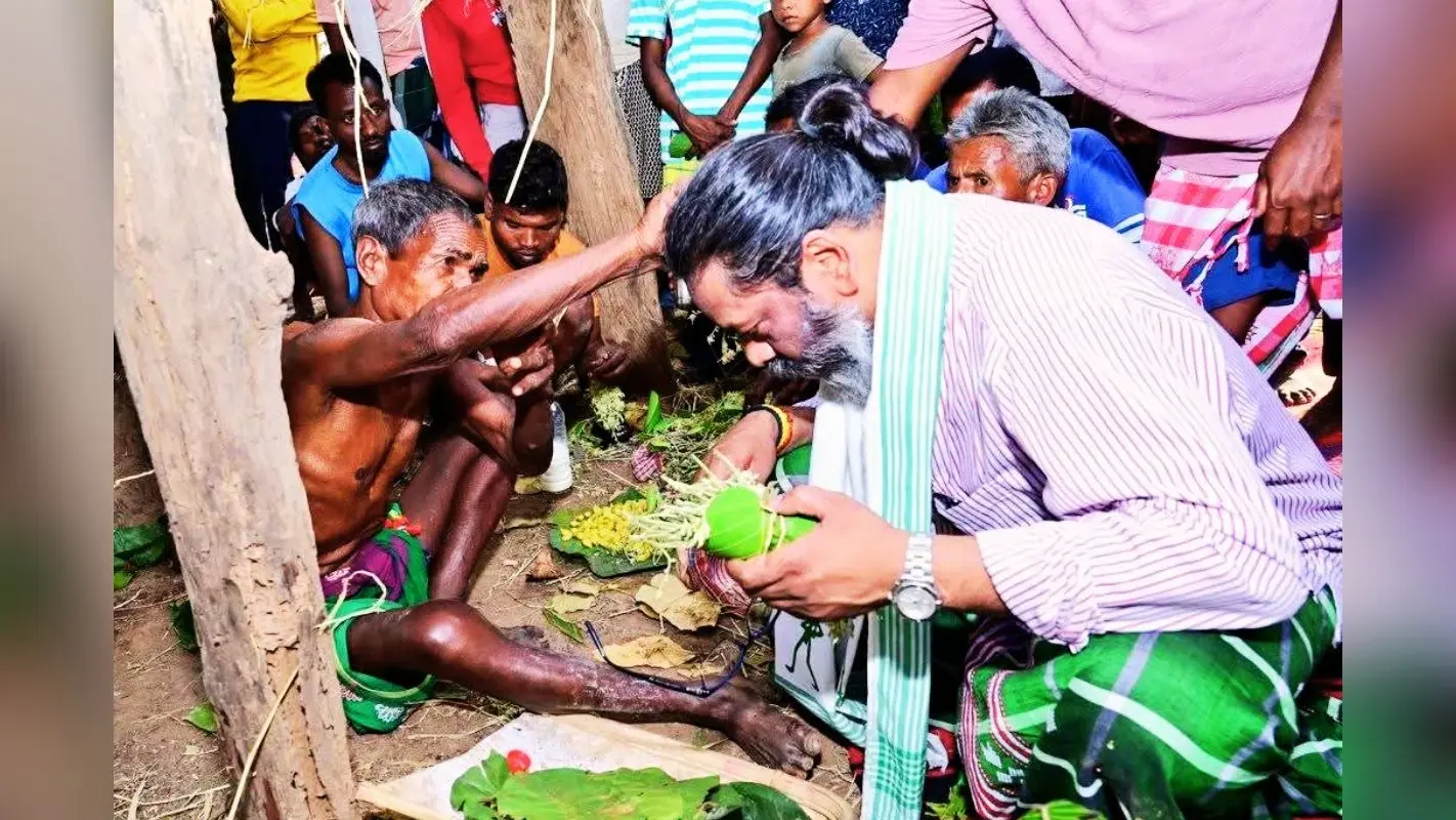 PHOTOS: रामगढ़ में हेमंत सोरेन ने की बाहा पूजा, गोमिया में सरहुल पूजा में शामिल हुए योगेंद्र प्रसाद