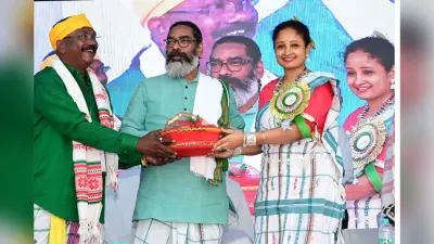 Hemant Soren Holi Gift: हेमंत सोरेन की आधी आबादी को होली की सौगात, खातों में भेजे जा रहे मंईयां सम्मान योजना के 7500 रुपए