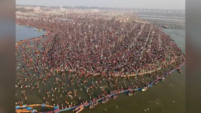 Mahakumbh 2025: 15 दिन में कबाड़ी वाले ने की साल भर की कमाई, चायवालों पर भी पैसों की बरसात