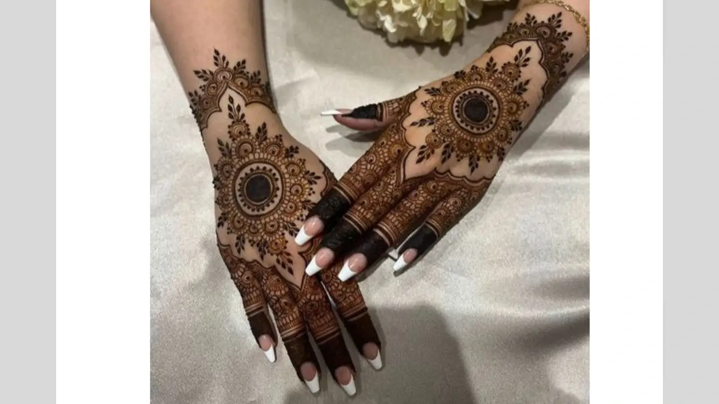Latest Mehndi Design for Eid: ईद पर हाथों को सजाएं इन लेटेस्ट मेहंदी डिजाइन्स से