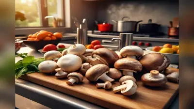 Mushroom Health Benefits: इस सुपरफूड को खाकर कई समस्याओं से मुक्त हो जाएंगे आप, इसके फायदे हैरान कर देंगे