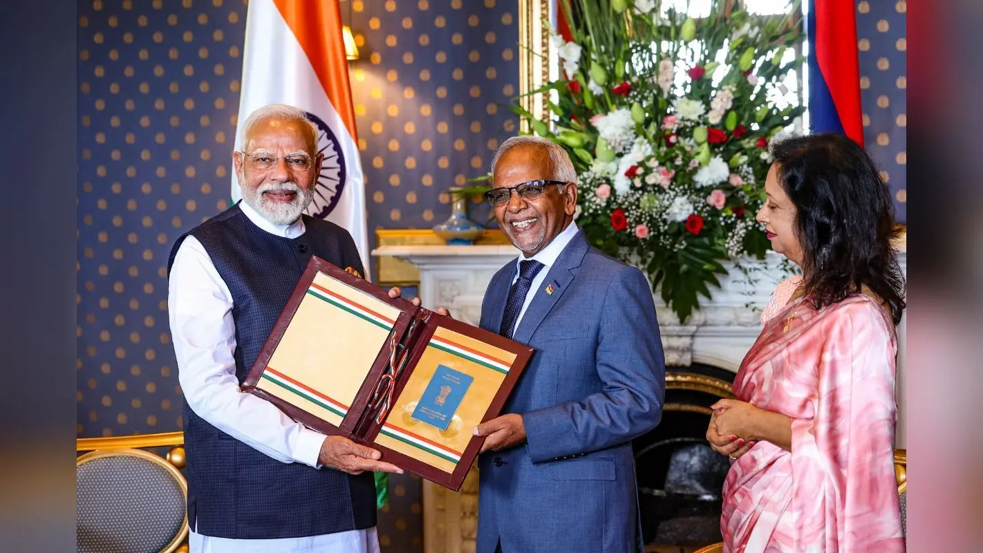 PM Modi Mauritius Award: पीएम मोदी मॉरीशस के सर्वोच्च सम्मान से सम्मानित, पहले भारतीय बने