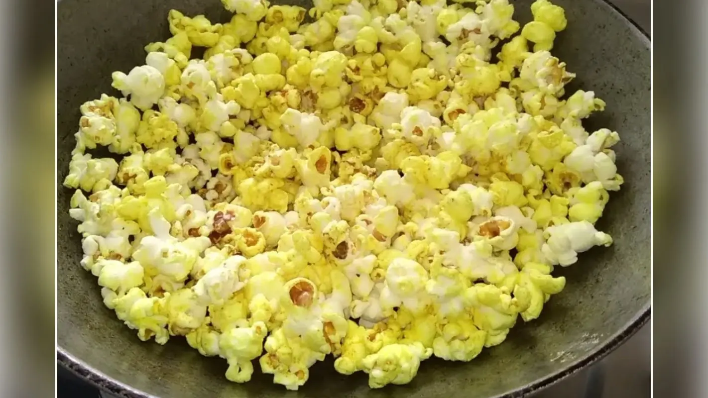 Popcorn Khane Ke Fayde: अगर आपको भी चाहिए स्लिम फीगर तो आज से मकई के भुजा को अपने डाइट में करें शामिल