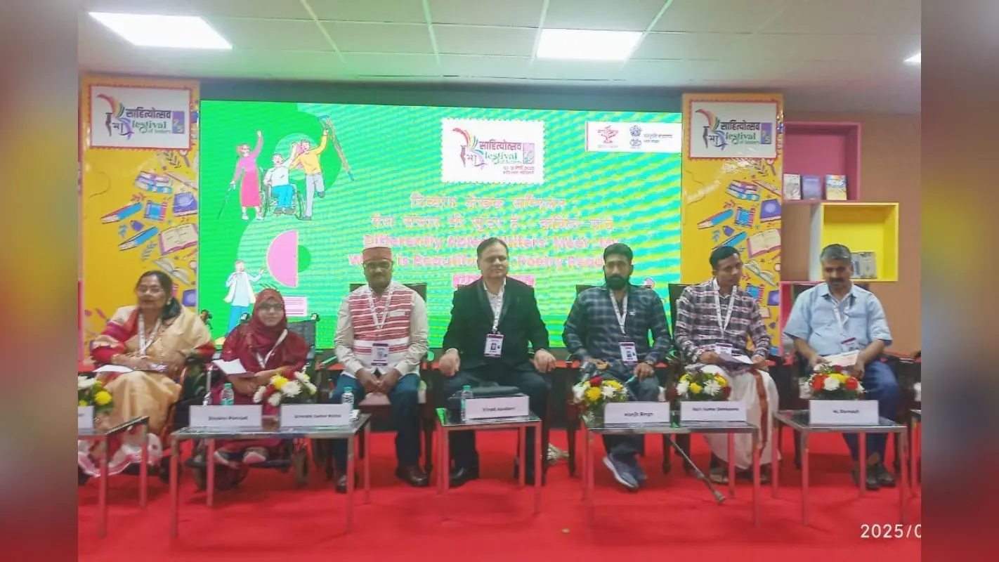 नई दिल्ली के साहित्योत्सव में बोले डॉ बीरेंद्र कुमार महतो, नागवंशी राजाओं के राजकाज की भाषा थी नागपुरी