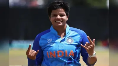 कितनी अमीर हैं महिला क्रिकेट टीम की धाकड़ बल्लेबाज शेफाली वर्मा, कितनी मिलती है मैच फीस