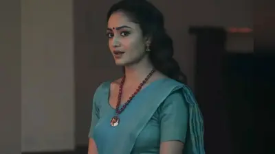 Tridha Choudhary: ‘आश्रम 3’ में पम्मी की भाभी बबिता ने अदाओं से किया दिल पर वार? देखिए उनकी बेस्ट OTT फिल्में-सीरीज