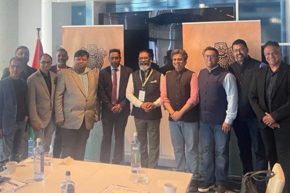 Hemant Soren Spain Trip: विदेश दौरे पर सीएम हेमंत सोरेन, झारखंड में निवेश के लिए किया आमंत्रित
