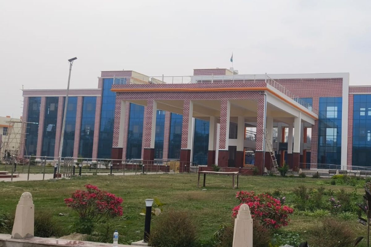सहरसा रेलवे स्टेशन