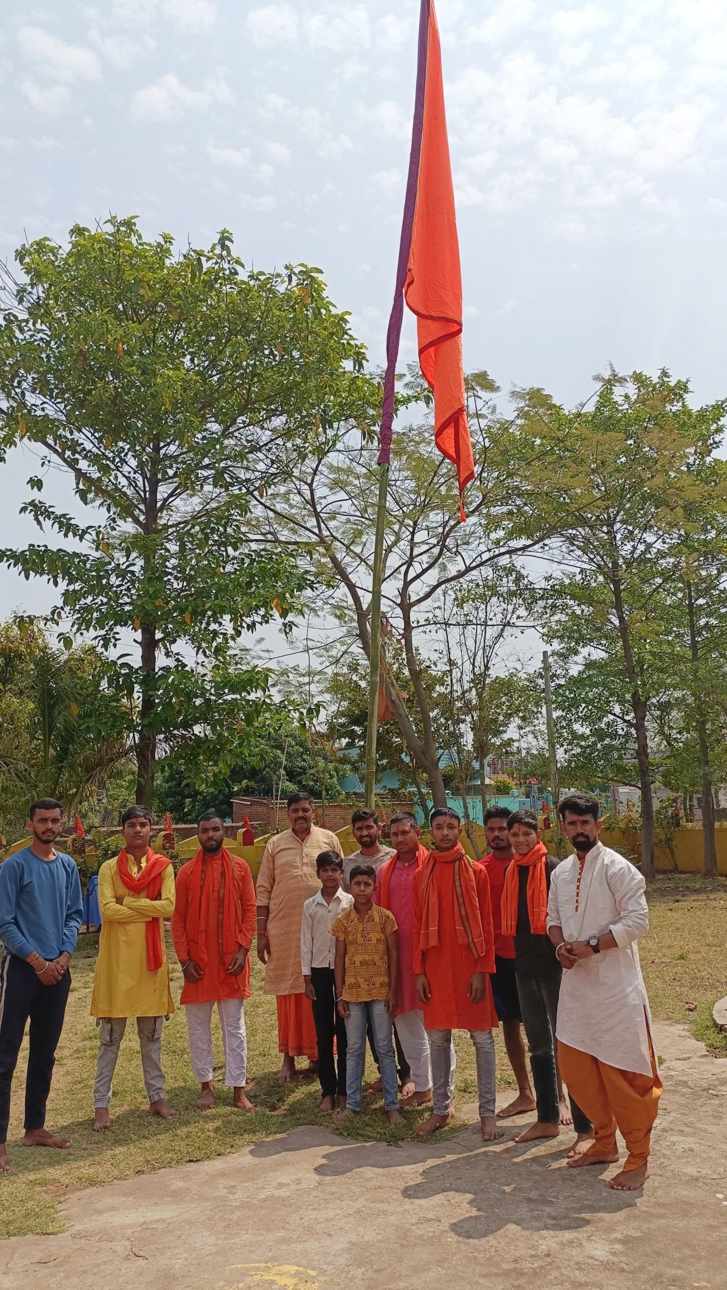 ओरिया शिवमंदिर में सामूहिक रूप से हुआ हनुमान चालीसा पाठ