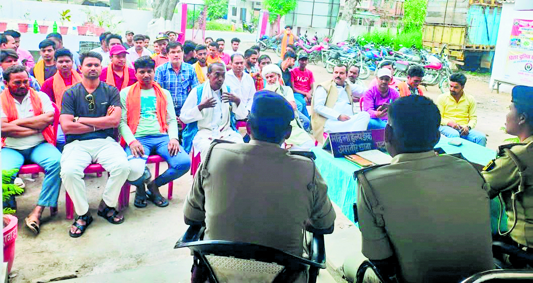 Chhapra News : शांति समिति की बैठक में रामनवमी शांति पूर्वक मनाने की अपील
