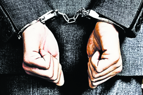 Gopalganj News : शराब के साथ धराया बाइक चोर गैंग का सदस्य, यूपी से लेकर चंपारण तक की चोरी की बाइकें बरामद