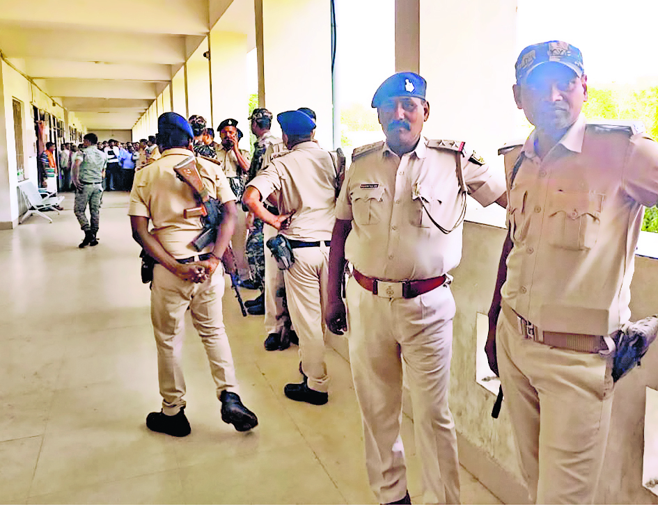 Gopalganj News : उद्योगपति रामाश्रय सिंह हत्याकांड में बुच्ची सिंह समेत चार दोषी करार, कुख्यात विशाल सिंह समेत सात बरी