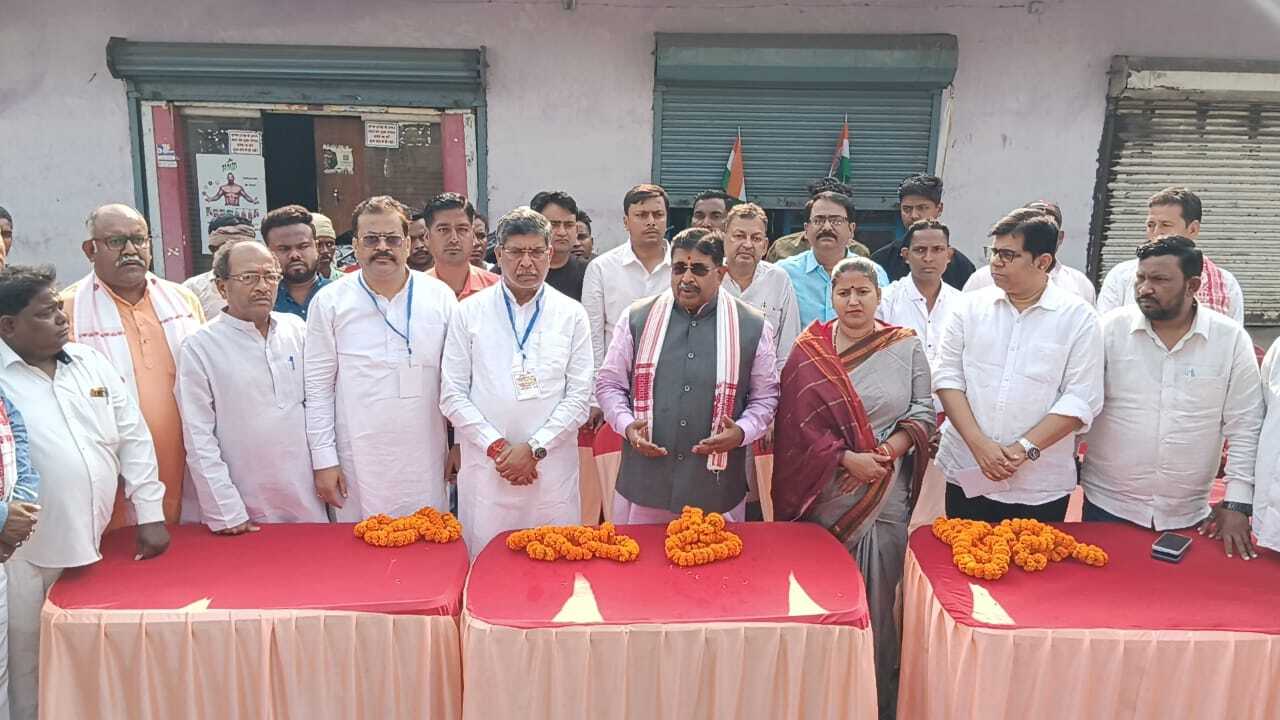 Dhanbad News: कांग्रेस ने ही बाबा साहेब को किया था अपमानित : डॉ रवींद्र राय