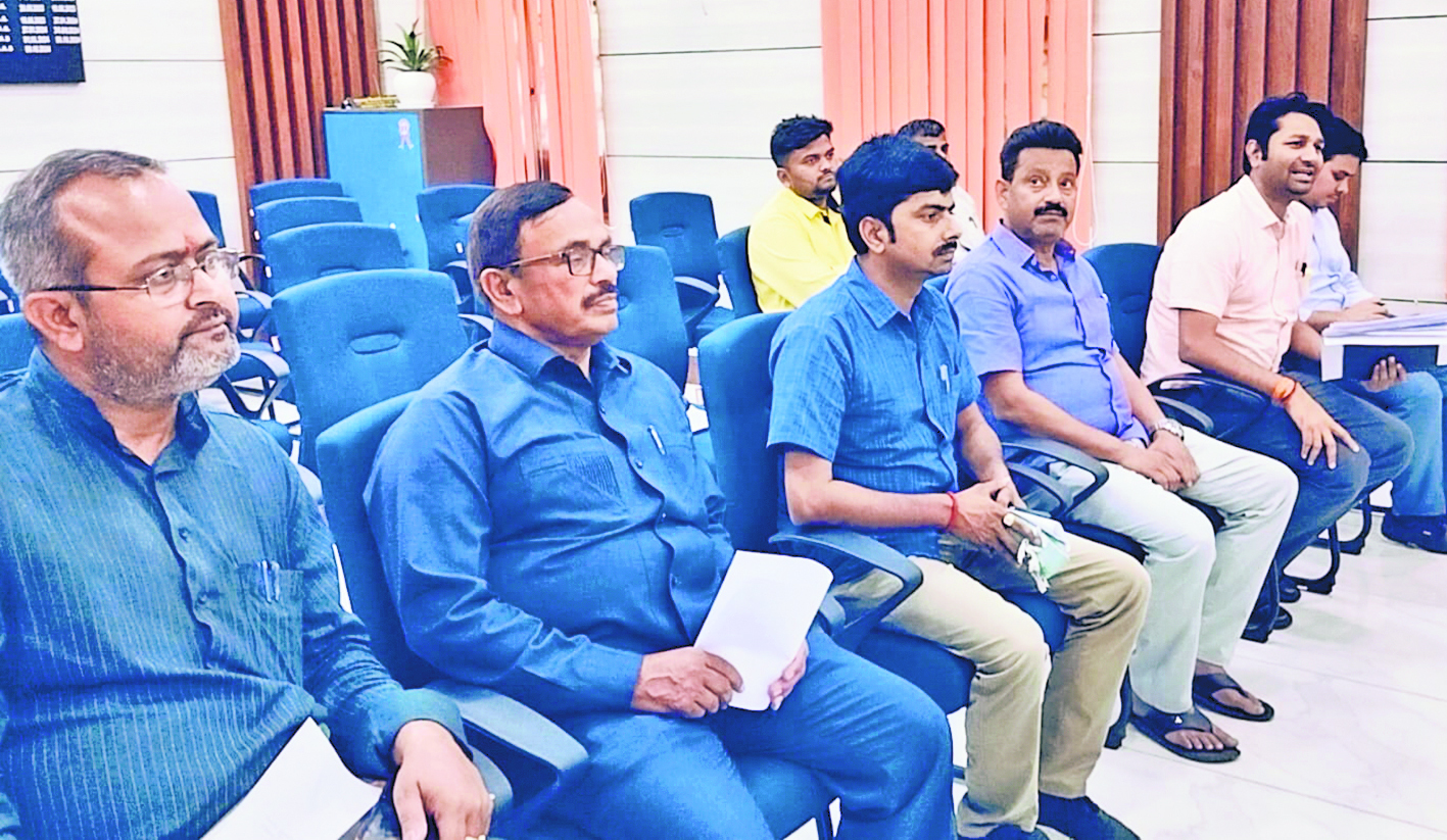 Gopalganj News : बीएलए बनाने से स्वच्छ व निष्पक्ष होगा विधानसभा चुनाव : डीएम
