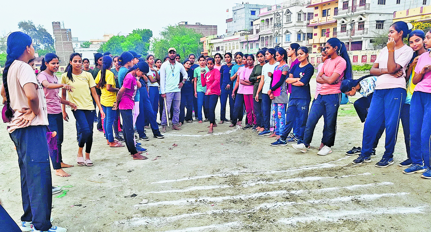 Gopalganj News : होमगार्ड भर्ती के लिए 15 हजार अभ्यर्थियों ने किया आवेदन, वीएम फील्ड में 30 से शुरू होगा फिजिकल टेस्ट