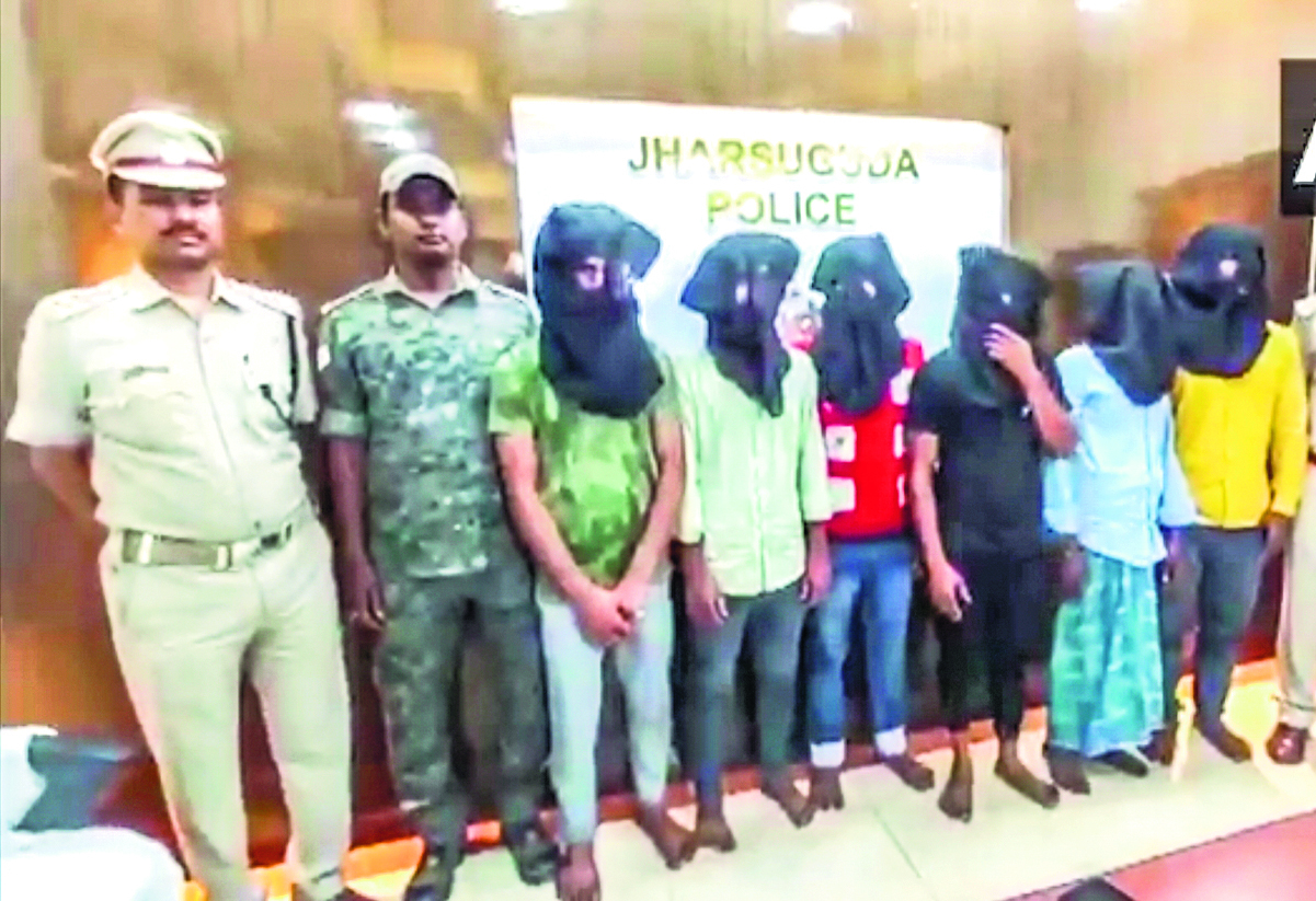Jharsuguda News: मुर्शिदाबाद कांड में हत्या के दो आरोपी समेत आठ को पुलिस ने दबोचा