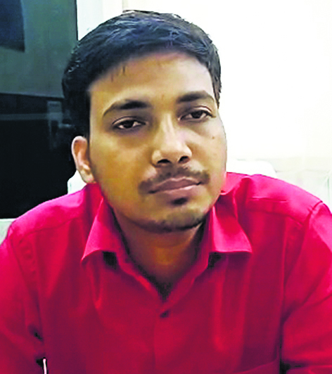 चौथे प्रयास में डीपीओ पारस कुमार ने पायी सफलता