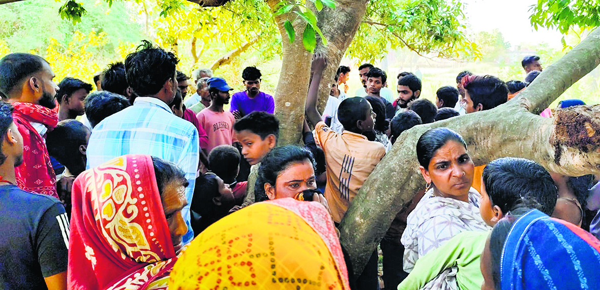 Gopalganj News : चार दिनों से लापता युवती का शव झाड़ियों में मिला, हत्या की आशंका