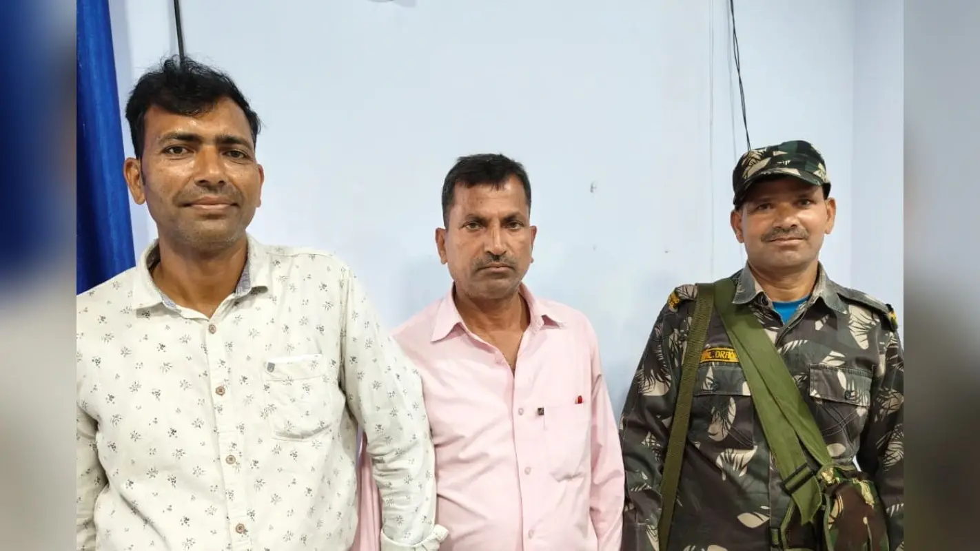 ACB Trap: रांची में एंटी करप्शन ब्यूरो की बड़ी कार्रवाई, नामकुम थाने का दारोगा चंद्रदीप प्रसाद 30 हजार रिश्वत लेते अरेस्ट