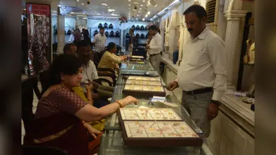 Akshaya Tritiya 2025: अक्षय तृतीया पर दमकेगा सर्राफा, खरीदारी से बढ़ेगा सौभाग्य, कारोबारियों में है जबरदस्त उत्साह