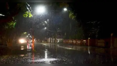 Weather of UP: उत्तर प्रदेश में फिर मौसम का पलटवार, मौसम विभाग की तरफ से अलर्ट रहने का आदेश