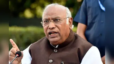 “राहुल और प्रियंका को डरा रहे हैं”, बक्सर में बोले कांग्रेस के राष्ट्रीय अध्यक्ष मल्लिकार्जुन खरगे