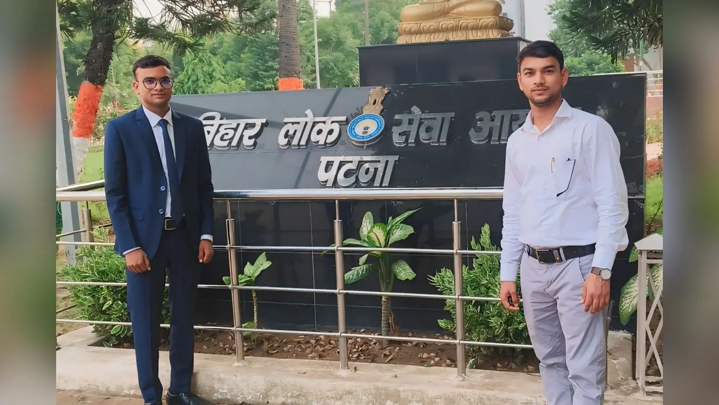 संघर्ष से सफलता तक: दलित समाज के बेटे ने लिखी सफलता की नई इबारत, कोविड में चल बसे थे पिता फिर भी नहीं माने हार