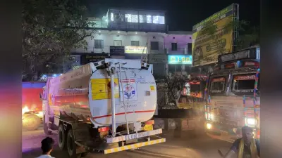 पटना DM के आदेश की उड़ाई जा रही धज्जियां, राघोपुर से बिहटा चौक तक जाम से लोग बेहाल, पुराने रास्ते से गुजर रहीं टैंकर गाड़ियां