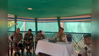 झारखंड में नक्सलियों के खिलाफ अभियान होगा और तेज, चाईबासा में डीजीपी अनुराग गुप्ता ने बढ़ाया जवानों का हौसला