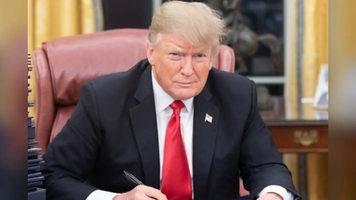 Donald Trump Education: अमेरिकी राष्ट्रपति डोनाल्ड ट्रंप कितने पढ़े-लिखे हैं? ऐसा है ‘व्हाइट हाउस’ तक का सफर