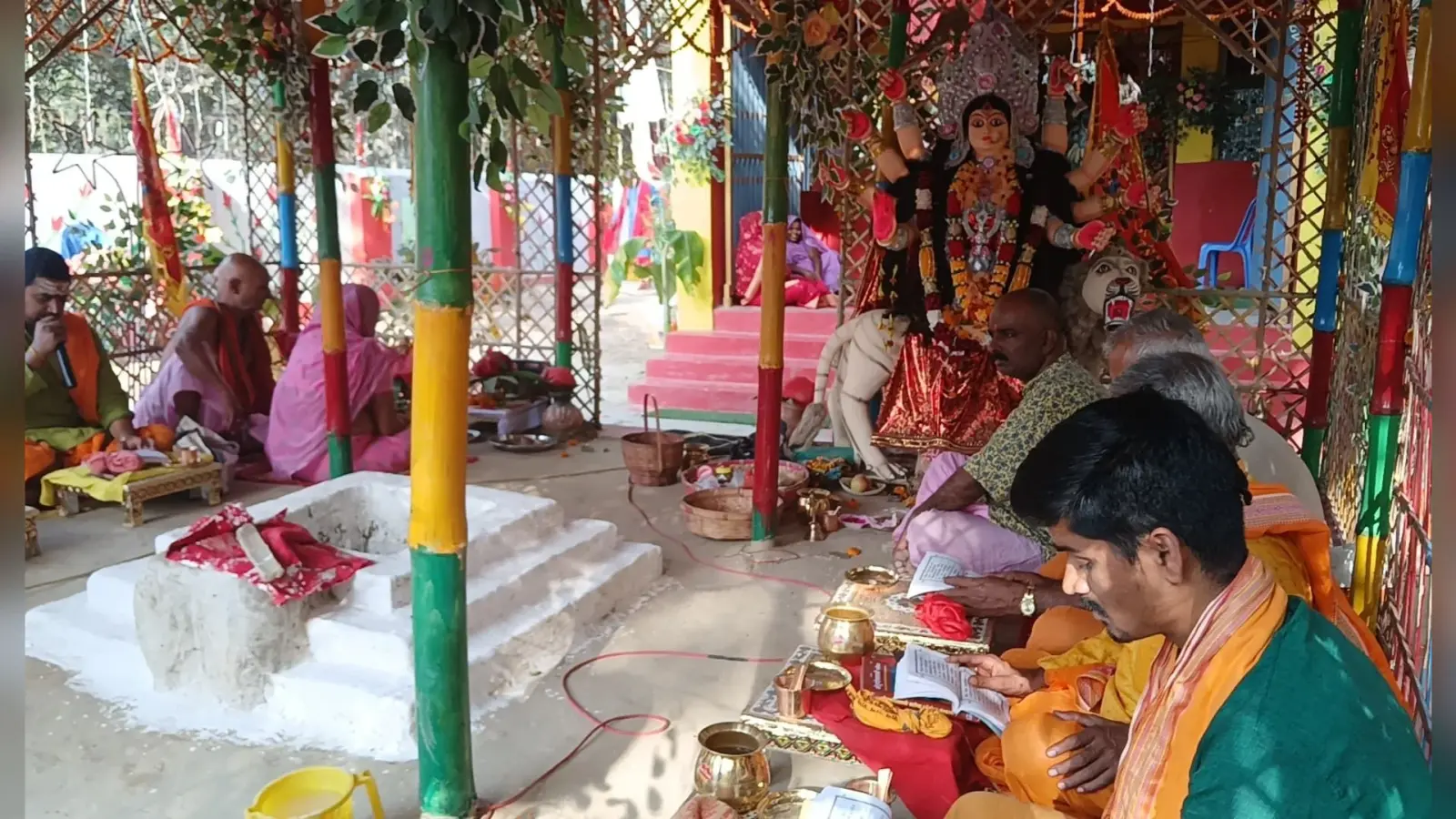 Madhubani News : यज्ञ हवन के साथ आज होगा शतचंडी महायज्ञ का समापन